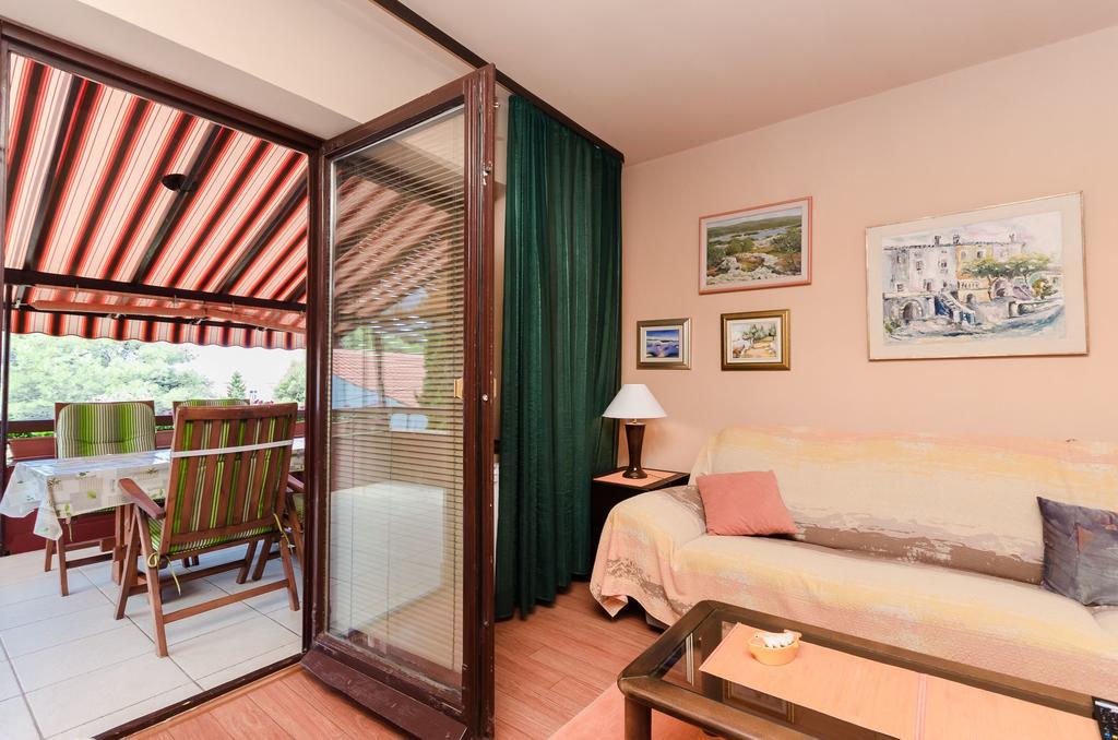 Apartment Bozena Punat Buitenkant foto