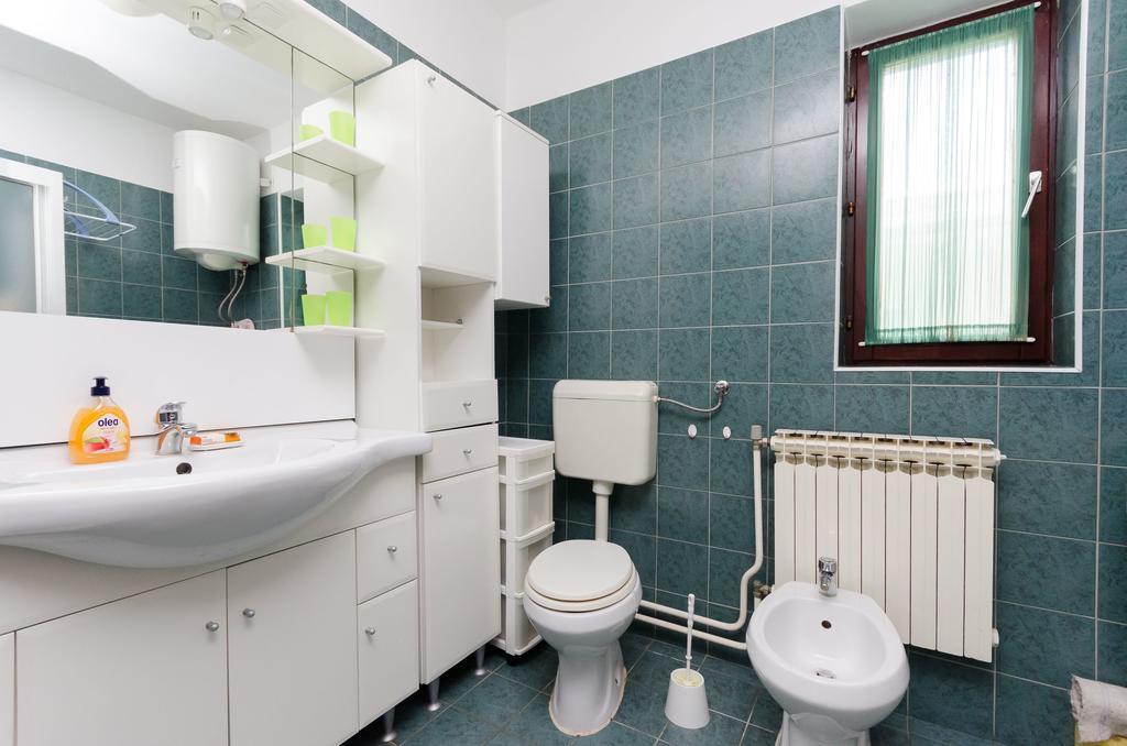 Apartment Bozena Punat Buitenkant foto