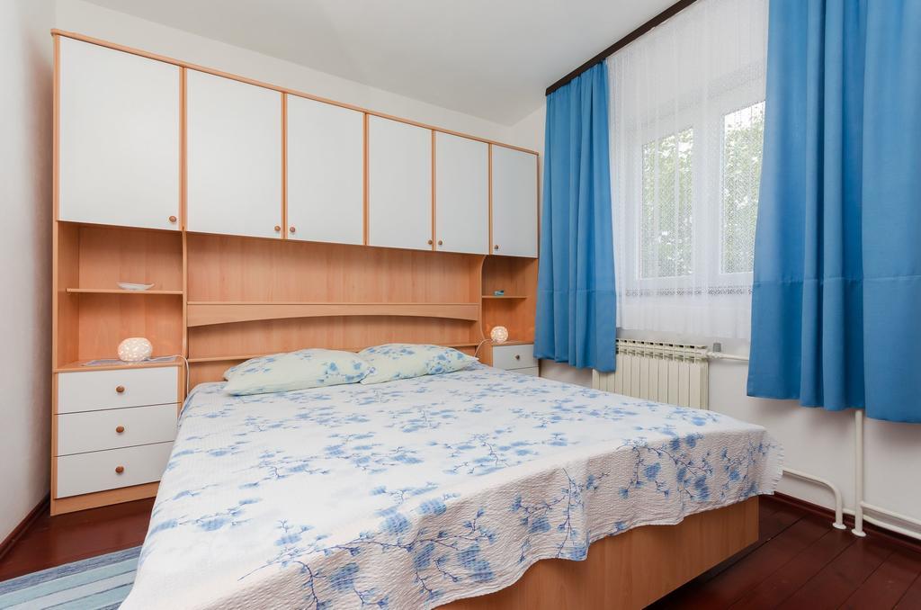 Apartment Bozena Punat Buitenkant foto